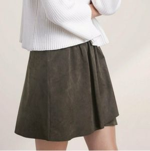 Aritzia Wilfred Free Nescher Vegan Suede Mini SM